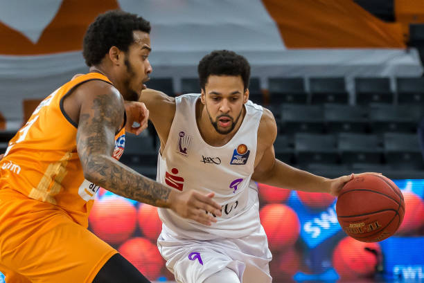 他们能否完 他们能否完