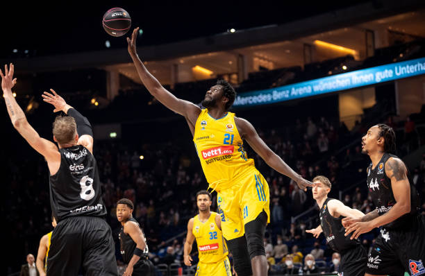 也让佩戴者 也让佩戴者