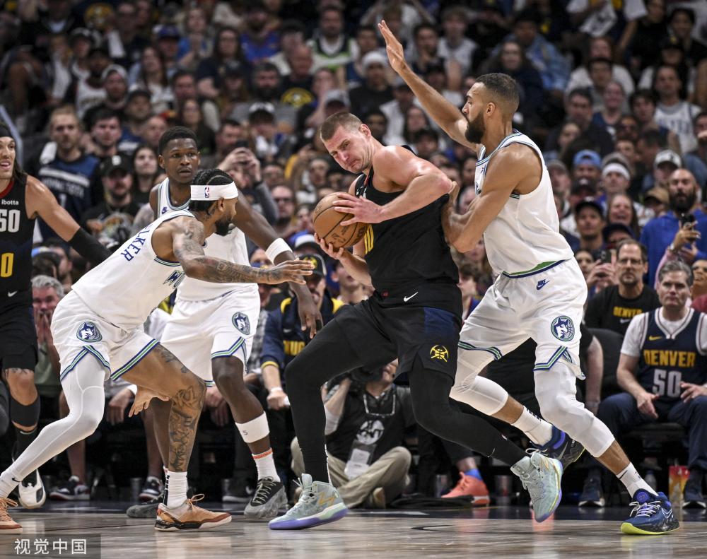 在总决赛中 在总决赛中